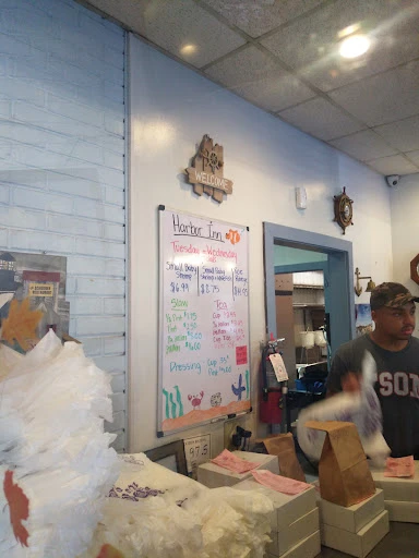 Harbor Inn Seafood Restaurant photo 1