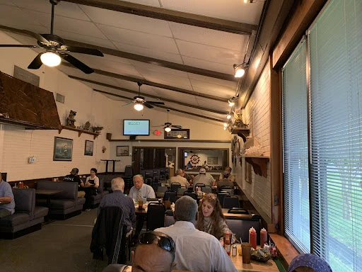Harbor Inn Seafood Restaurant photo 5