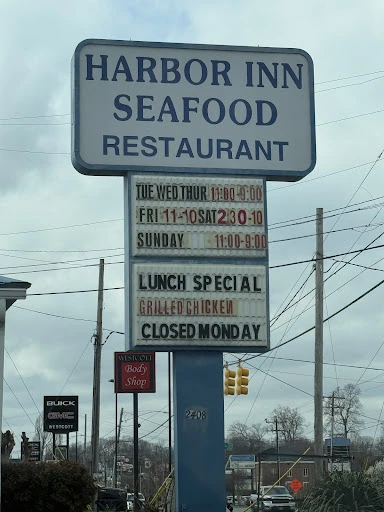 Harbor Inn Seafood Restaurant photo 4